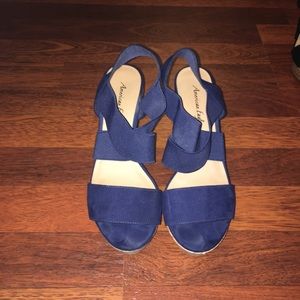 american eagle navy wedges